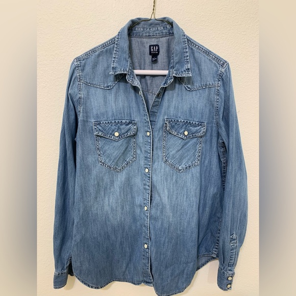 GAP Tops - Gap Women’s Denim Western Shirt Large